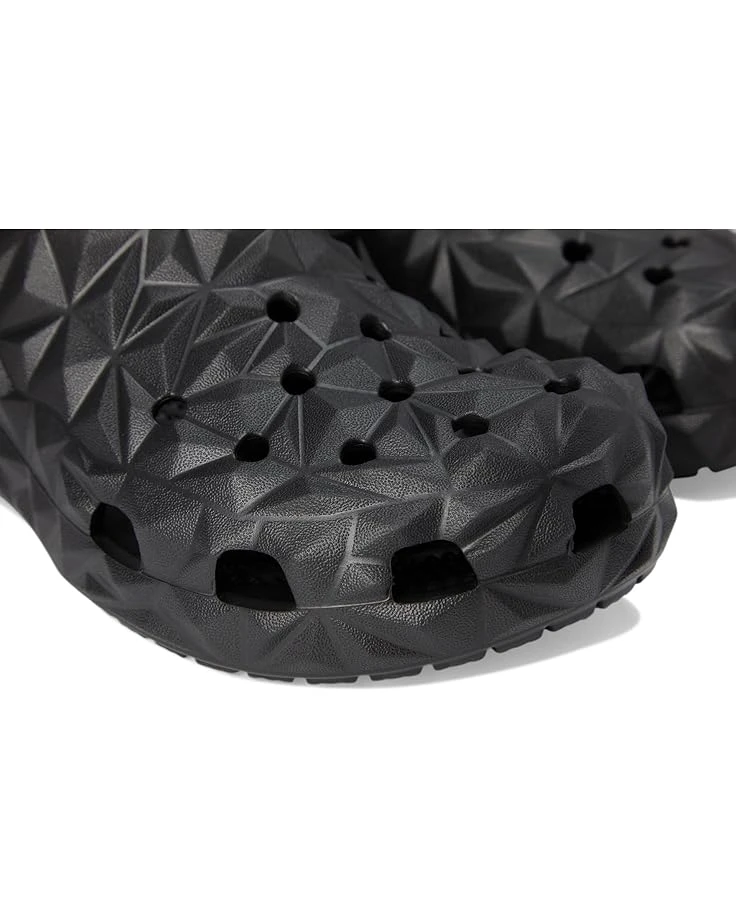 Crocs Kids Classic Geometric Clog (Little Kid/Big Kid) | Clogs 6 Crocs Kids Classic Geometric Clog (Little Kid/Big Kid) | Clogs - Image 6