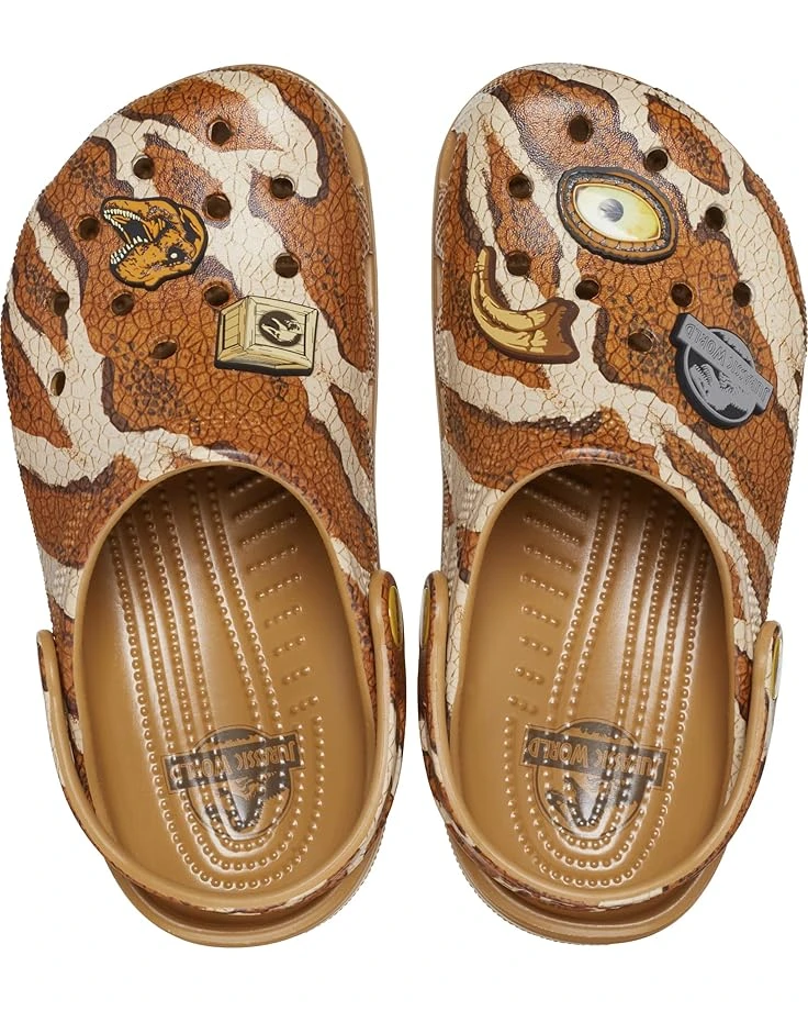 Crocs Kids Jurassic World Classic Clog (Little Kid/Big Kid) | Clogs 2 Crocs Kids Jurassic World Classic Clog (Little Kid/Big Kid) | Clogs - Image 2